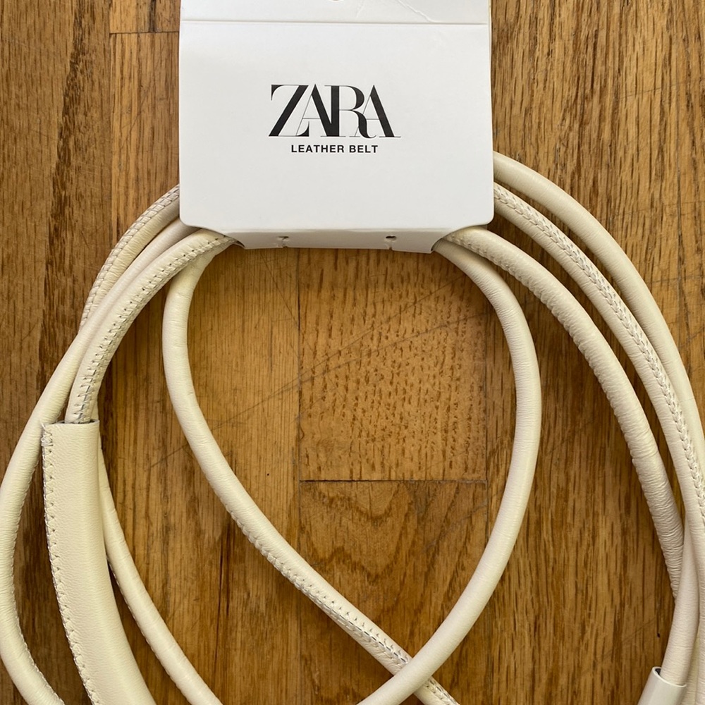 COPY - Brand new Zara white leather rope belt. Sold out. Has front decorative p…